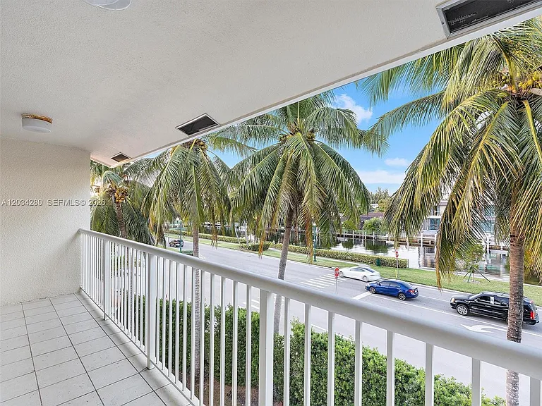 21399 Marina Cove Cir #M-12 — Photo 43