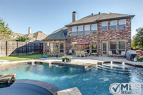2nd image of 3724 Hillsdale Dr