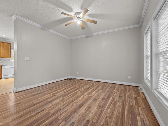 3rd image of 106 Fonville St