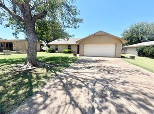 2013 N Flamingo Ln, Altus, OK 73521