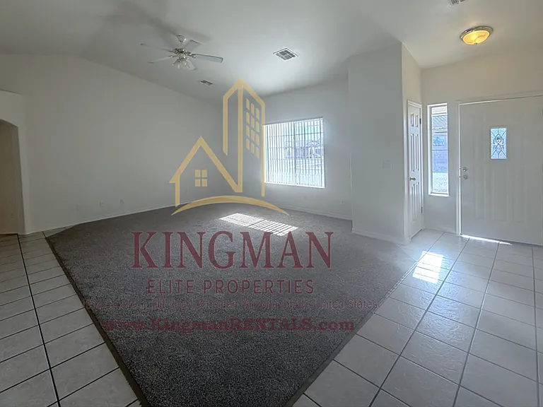 1748 Club Ave — Photo 3