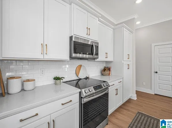 1695 Thatcham Ln, Birmingham, AL 35244