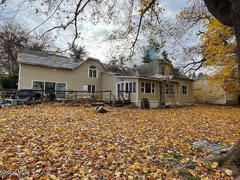 3rd image of 3648 Horseshoe Drive