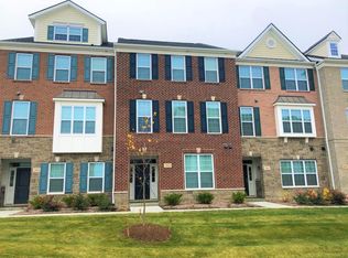 2843 Hardwick Rd, Ann Arbor, MI 48105