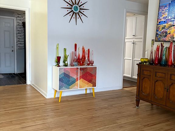 2nd image of 7 Dove Drive