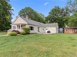 18 Gurley Rd, East Lyme, CT 06333