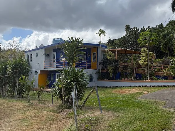 136 Calle Juan Lasalle, Quebradillas, PR 00678