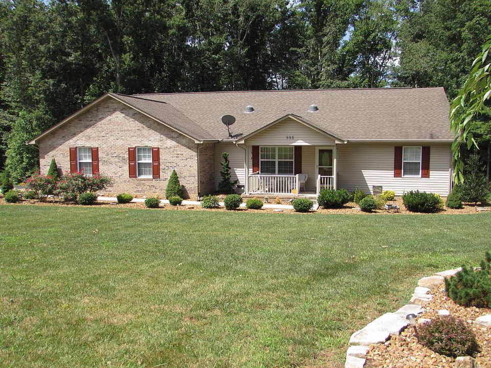 1st image of 995 Summerwind Dr