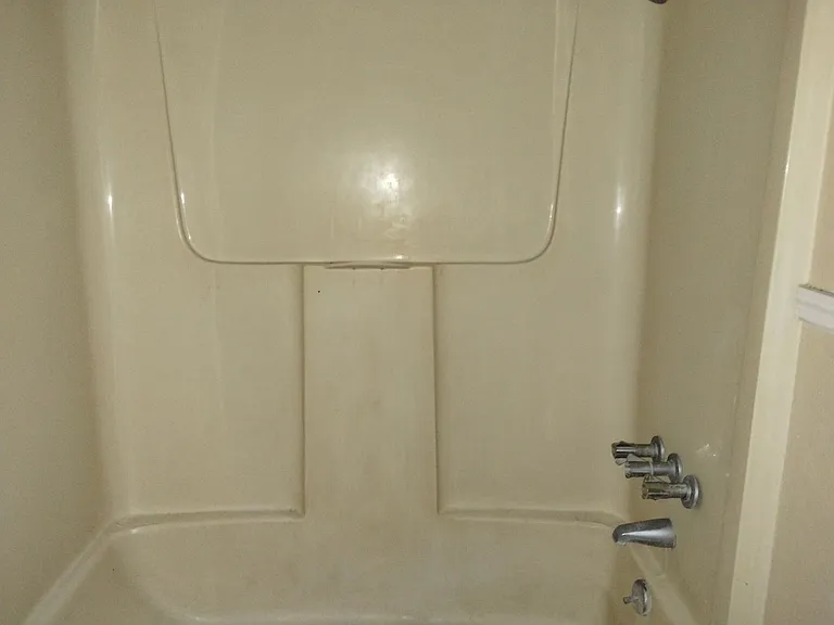 20056 Suncrest Dr — Photo 9