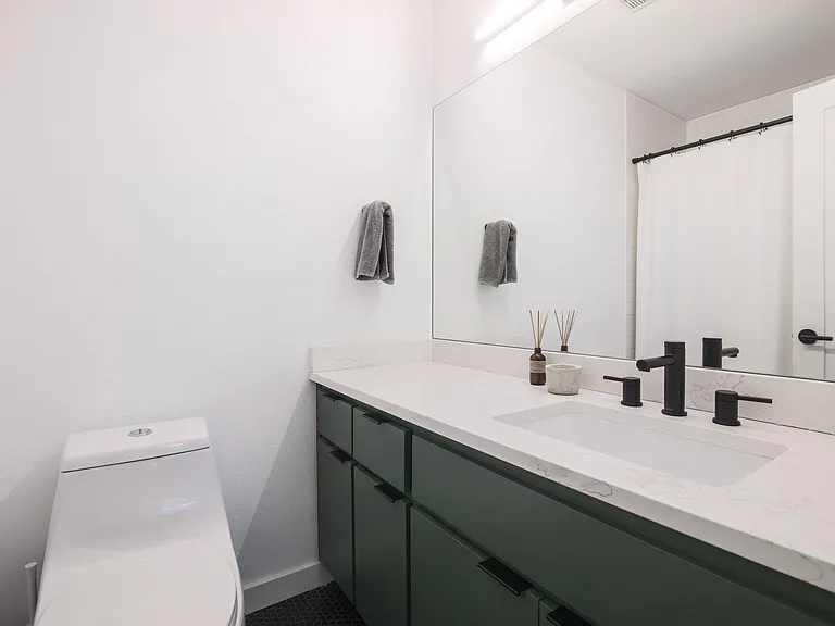 108 Chicon St — Photo 14