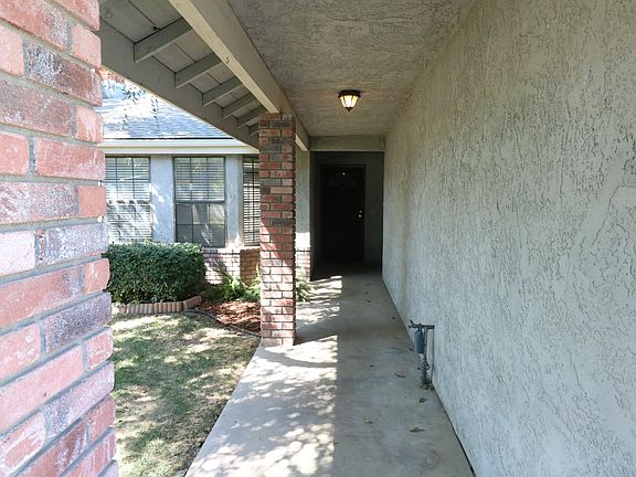 4th image of 1937 S Stevenson Ct