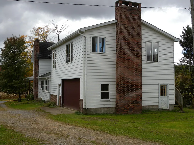 8960 Hatch Hollow Rd — Photo 3