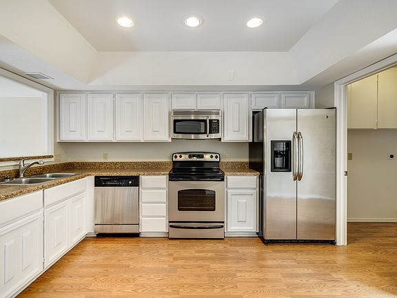 2nd image of 7506 N Via Camello Del Norte