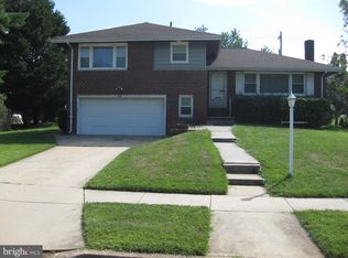 2219 Farringdon Rd, Baltimore, MD 21209