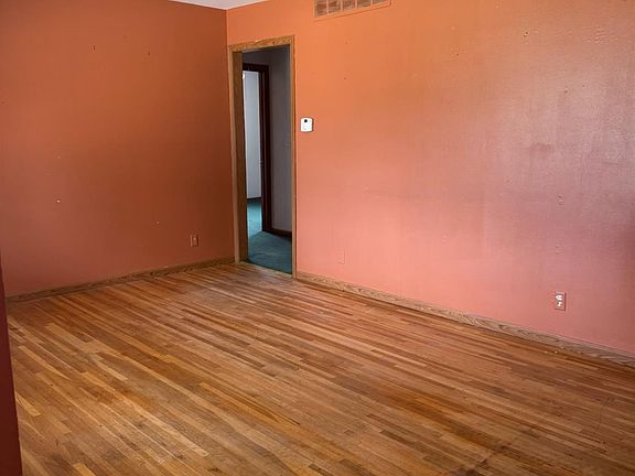 3rd image of 1316 Fairview Ave