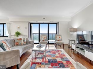 203 Yoakum Pkwy APT 1611, Alexandria, VA