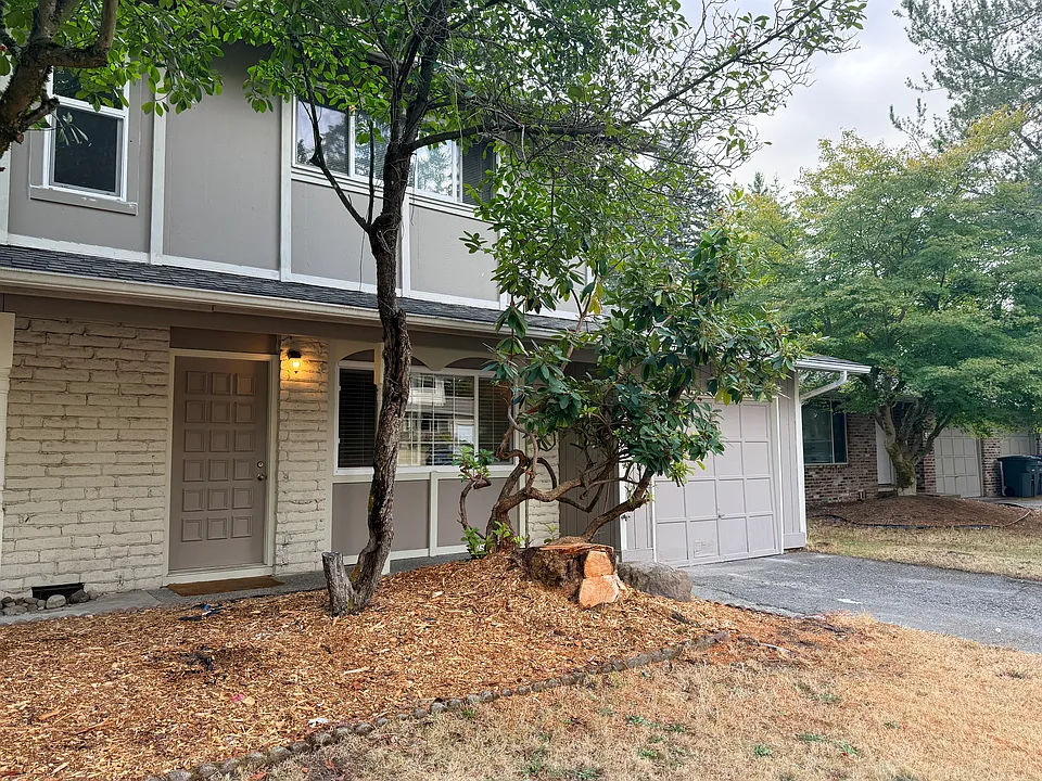 270 146th Pl NE