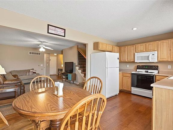 5th image of 13002 Everett Ct