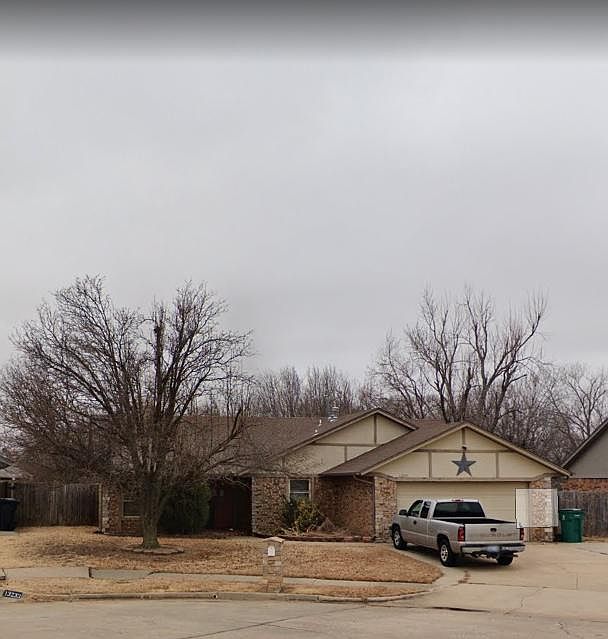 1st image of 13229 Moccasin Ln