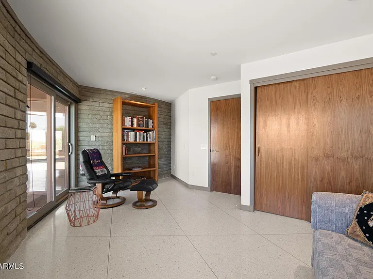 6111 N Palo Cristi Rd — Photo 24