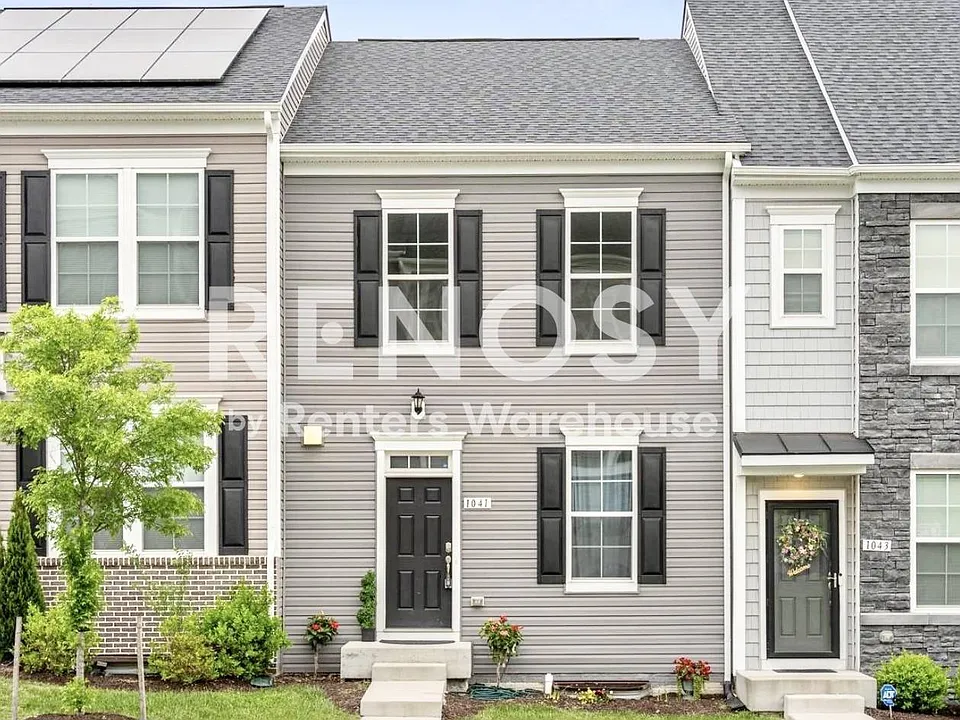 1041 Flester Ln