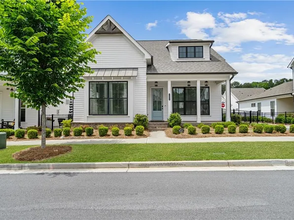 1053 Harvest Park Ln, Suwanee, GA 30024