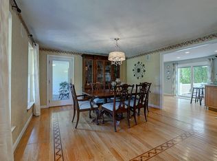 17 Hardy Rd, Londonderry, NH 03053