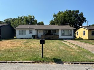 1620 Glennan Dr, Okmulgee, OK 74447