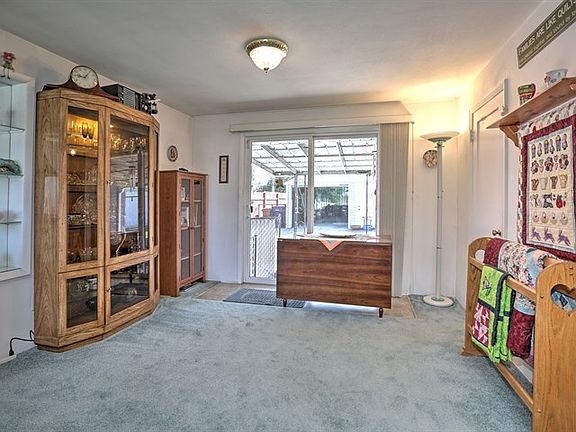 5th image of 3008 E Nora Ave
