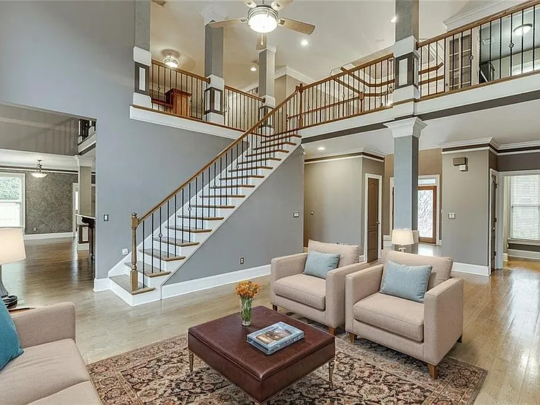 940 Chateau Forest Rd — Photo 11