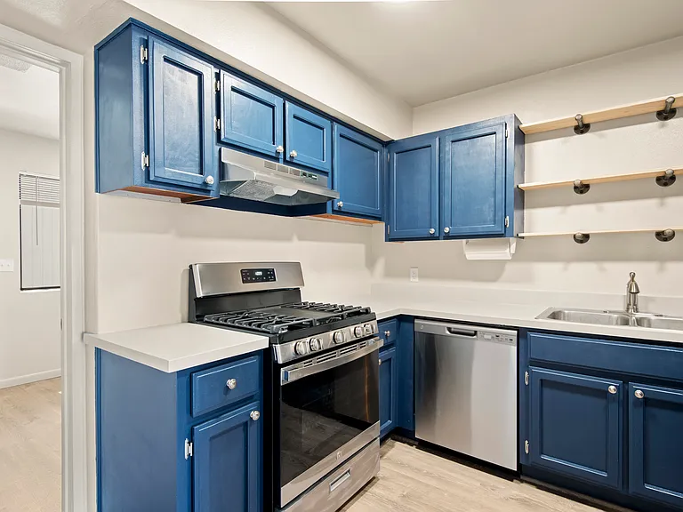 1230 S Lone Tree Rd #1 — Photo 4