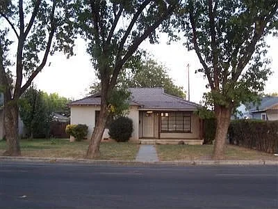 1312 T St photo 1