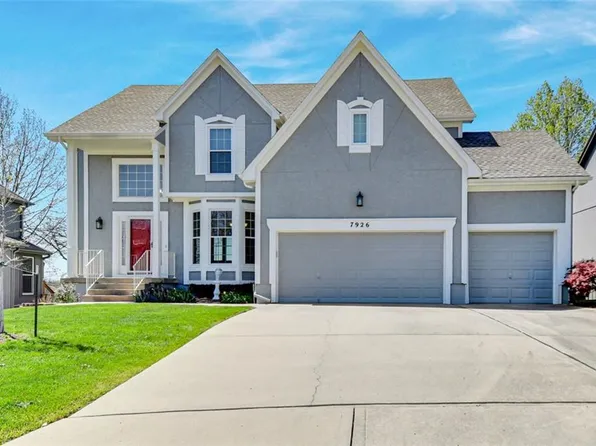 7926 Ryckert St, Lenexa, KS 66219