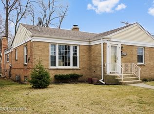 8017 Kolmar Ave, Skokie, IL 60076