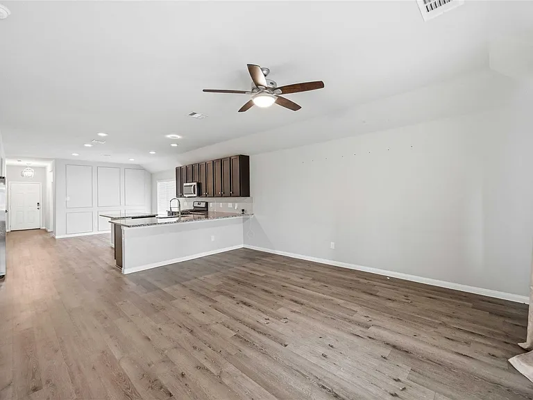 5503 James Michael Dr — Photo 6