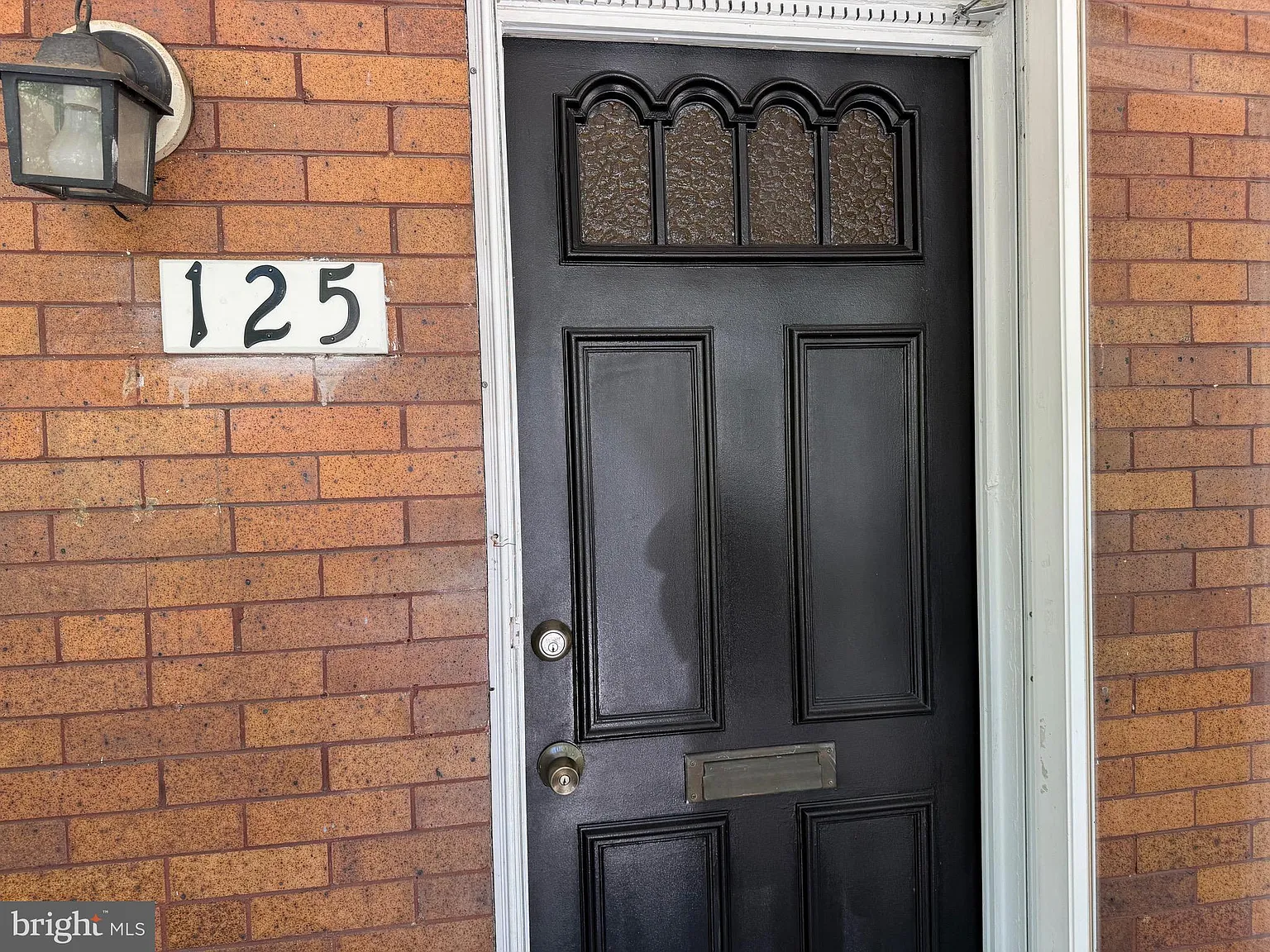 3 bed, 1080 sqft, $2,250 — Photo 3