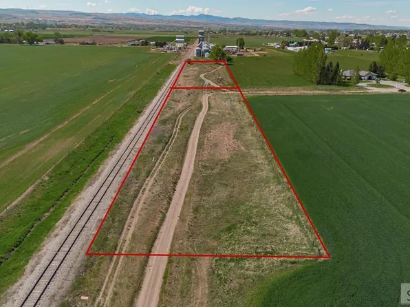 E Iona Rd, Idaho Falls, ID 83401
