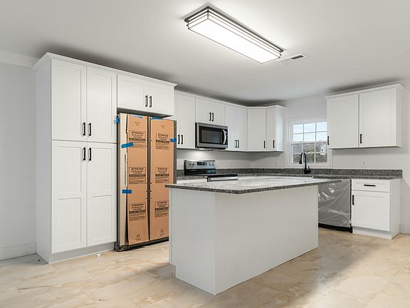 3rd image of 6416 Spring Place Rd SE