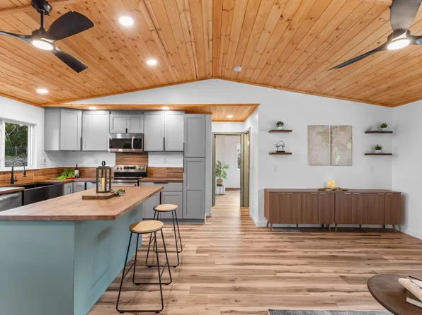 15-2774 Nenue St, Pahoa, HI 96778