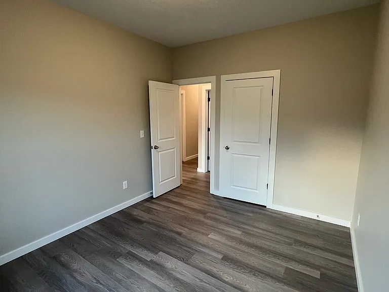 5183 N Cypress St #1 — Photo 9