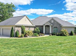 2647 E Lake Tahoe Trl, Warsaw, IN 46582
