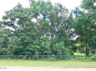 108 Hayes Dr, Interlachen, FL 32148