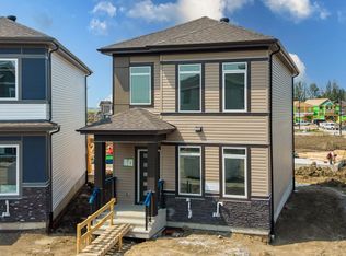 1528 209th St NW, Edmonton, AB T6M 1R5