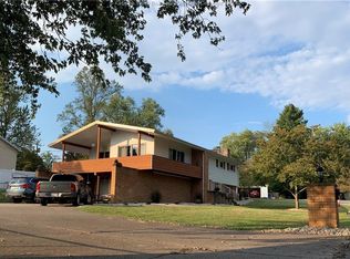 17 Lee Dr, Saint Albans, WV 25177