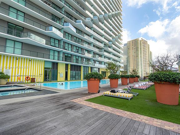 5th image of 1300 S Miami Ave #Penthouse