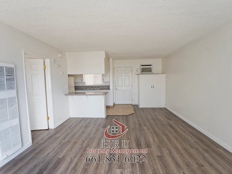 1000 Princeton Ave #1000 — Photo 11