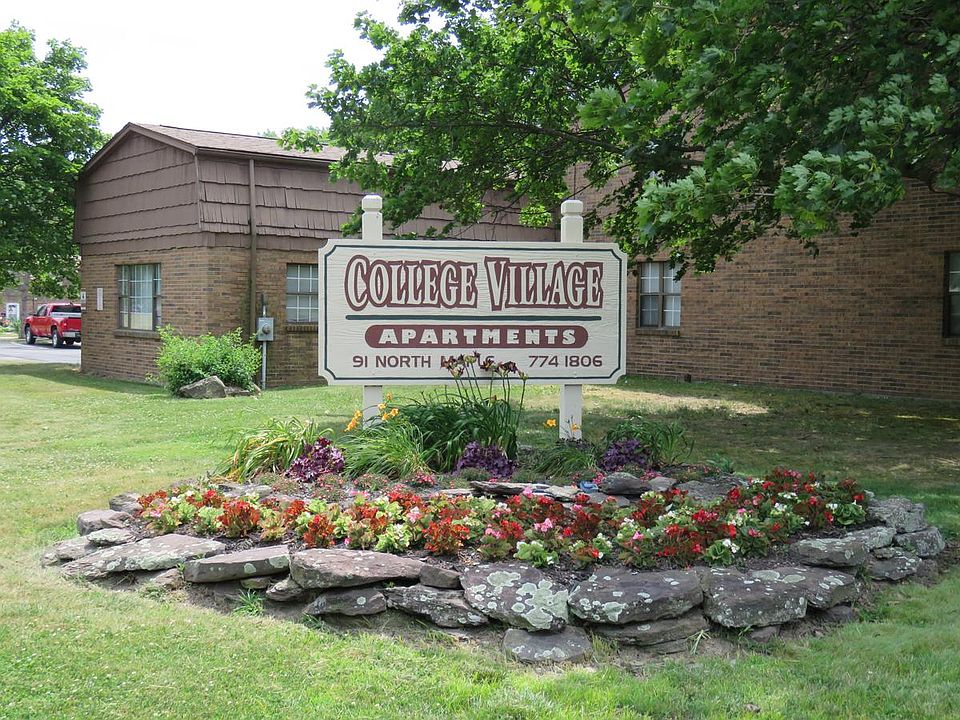 College Village Apartments 91 Maple St Oberlin OH Zillow