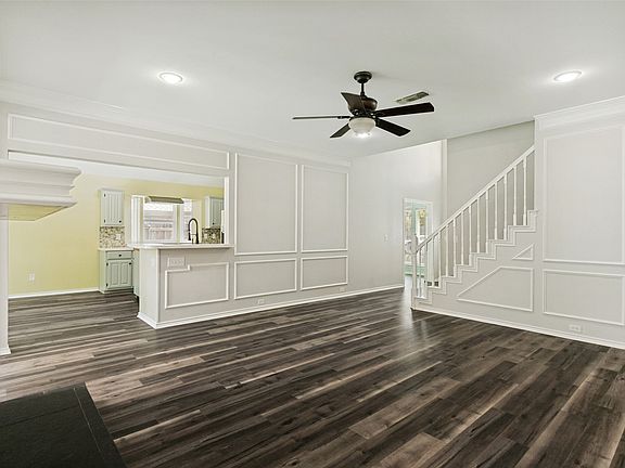5th image of 1015 Merribrook Ln