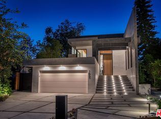 1653 Waterloo St, Los Angeles, CA 90026