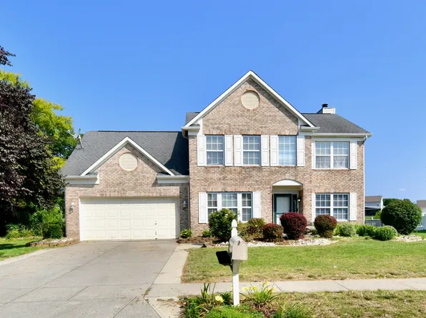 462 Paddock Rd, Greenwood, IN 46142